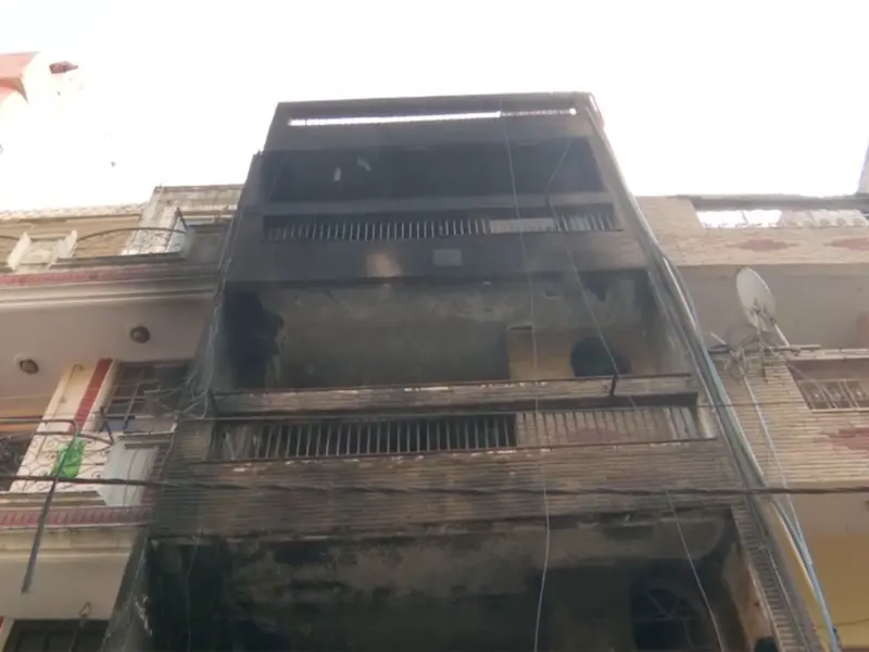 fire breaks out in four-storey mukherjee nagar building, all residents evacuated safely