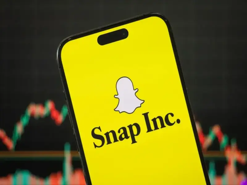 Snapchat Sued By Texas Attorney General Over Addictive Features, Child Safety