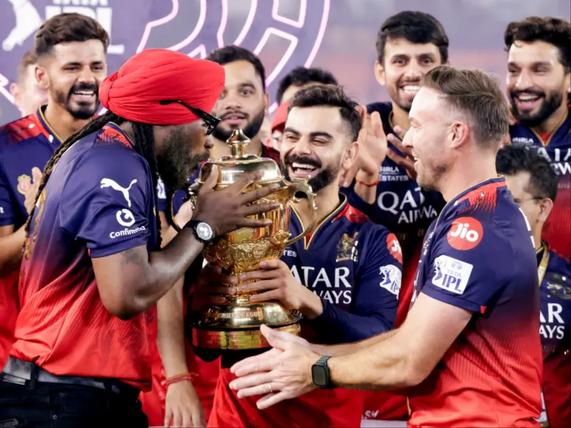 IPL 2026: No Mohammed Siraj! Virat Kohli Picks Star-Studded RCB All-Time XI- WATCH