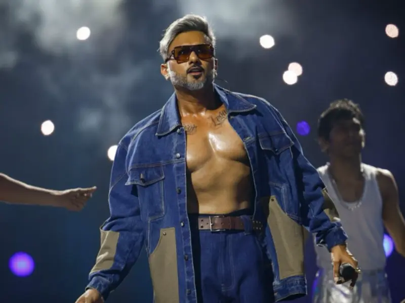 Honey Singh's Delhi Concert Turns Chaotic As Major Fight Breaks Out In The Crowd During 'Blue Eyes' Singer's Perfomance- Watch Viral Video