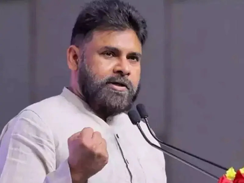 పిఠాపురం విద్యార్థులకు పవన్ వరం