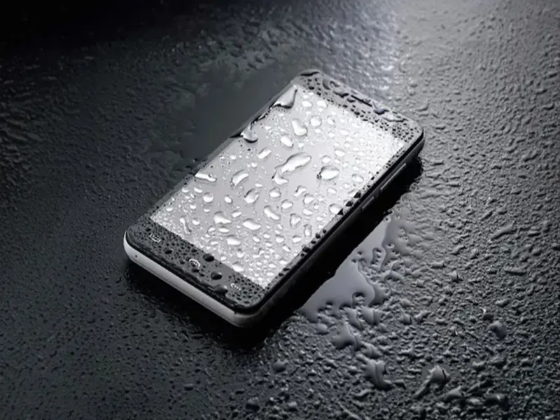 Phones: No need to worry even if your phone gets wet during the rainy season! Here are the best waterproof smartphones with top-notch IP ratings..