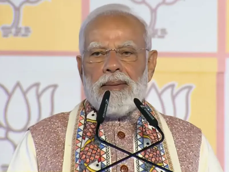 पश्चिम बंगालसाठी पंतप्रधान मोदी यांच्या '६ हमी' योजना