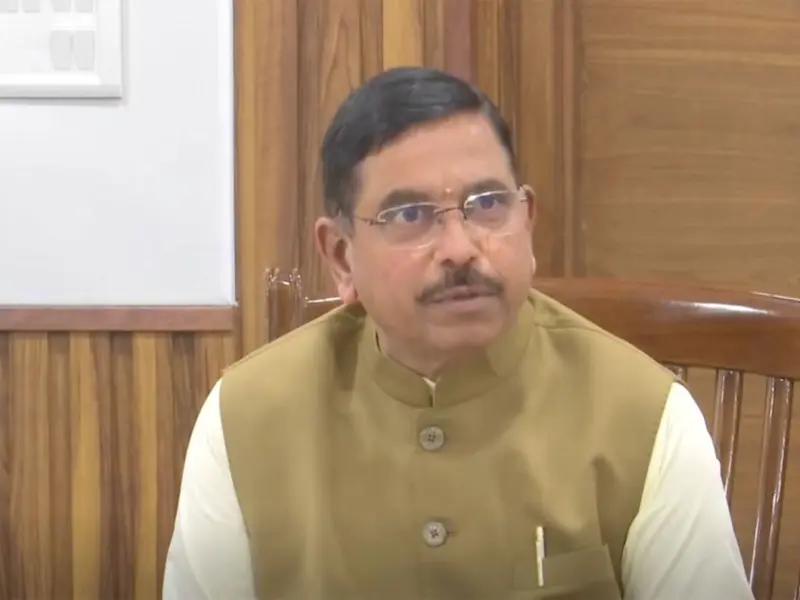 Indian surpasses Brazil to rank 3rd in world in installed Renewable Energy Capacity: Pralhad Joshi