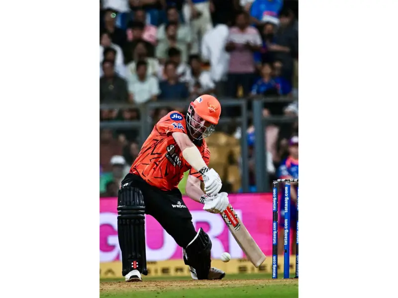 SRH choose to bat first after winning toss against KKR in IPL 2026
