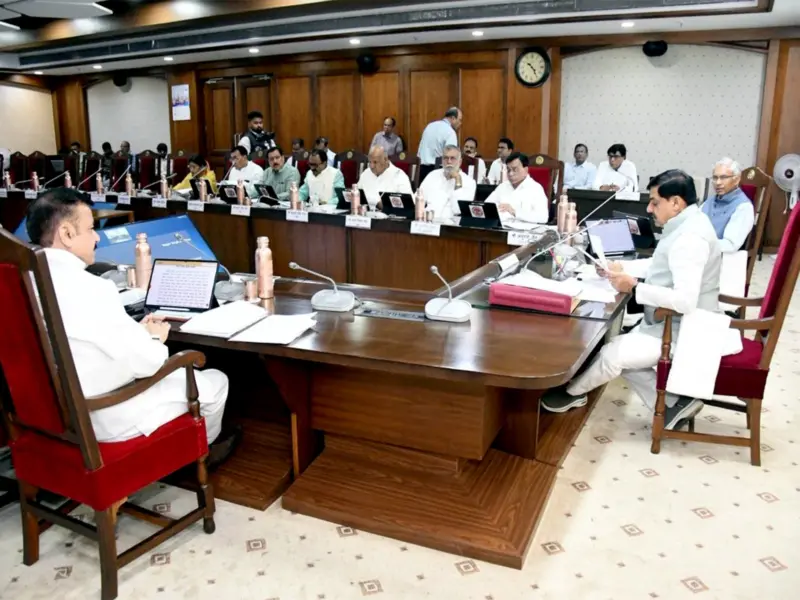 MP Cabinet approves major spending push, farmers to get four times compensation for land acquisition in rural areas