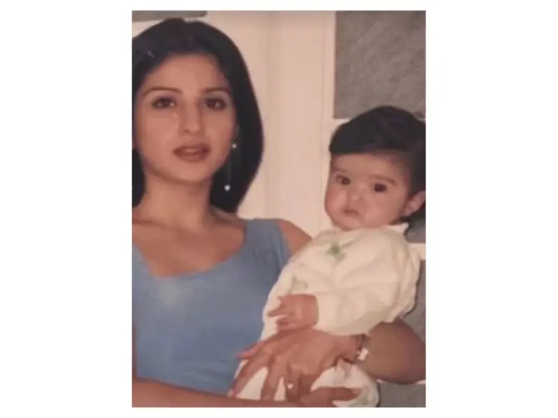 Shanaya Kapoor shares childhood photo to wish Maheep Kapoor on birthday