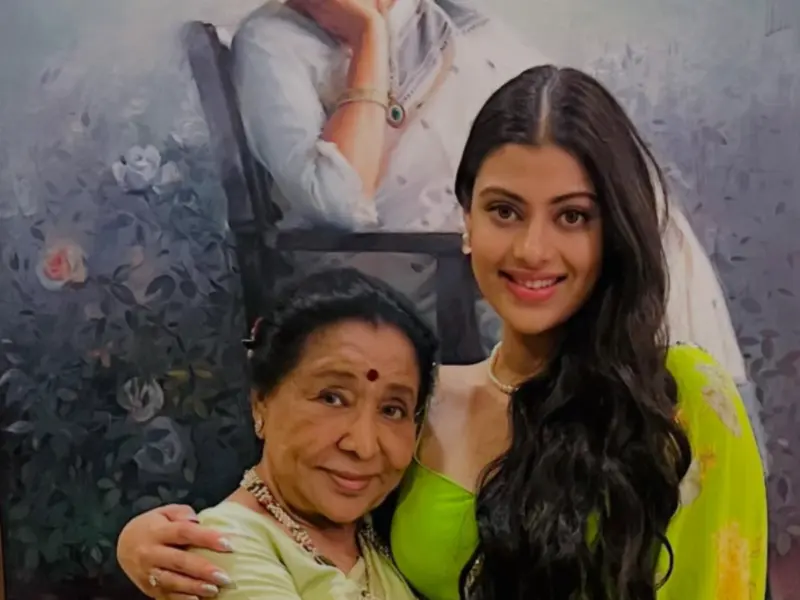 Asha Bhosle Funeral Updates: Zanai Bhosle Breaks Down During Grandma's 'Antim Darshan', Pens Emotional Note After Last Rites