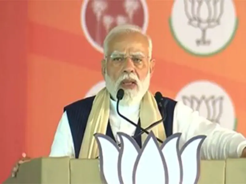 PM Modi criticises Congress for remarks on West Asia risking Indian migrants' safety