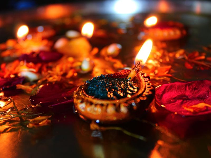 Diwali को लेकर भ्रम हुआ दूर, अब पूरे देश में एक साथ इस दिन मनाया जाएगा दीपोत्सव