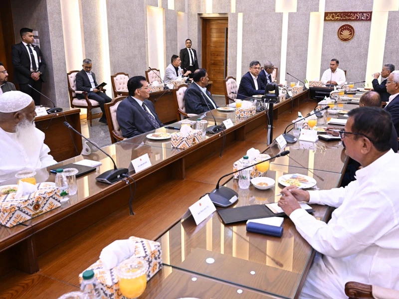 তারেক রহমানের সভাপতিত্বে প্রথম মন্ত্রিসভা বৈঠক: তিন গুরুত্বপূর্ণ বিষয়ে অগ্রাধিকার