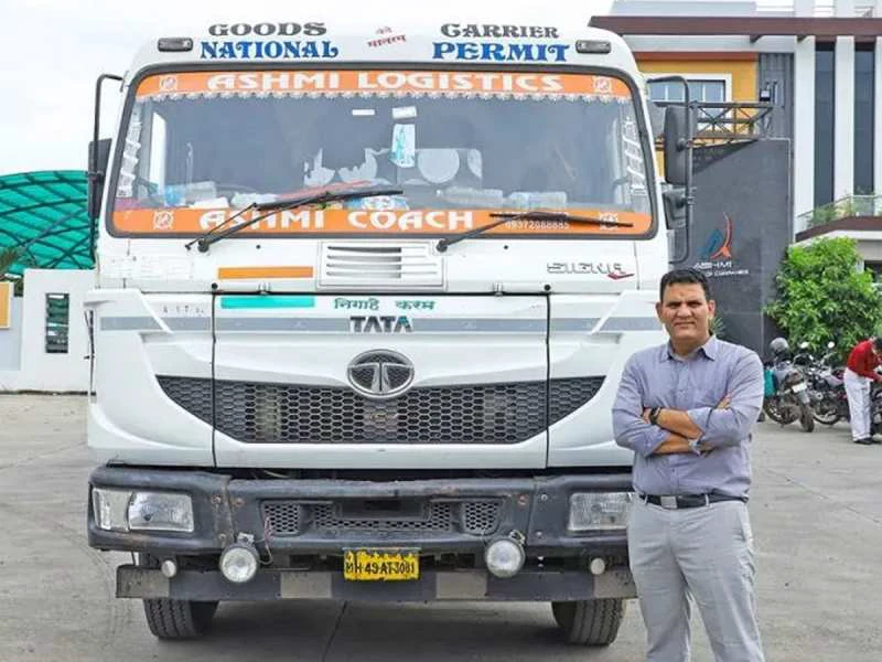 कभी संतरे बेचे...रिक्शा चलाया, खड़ा किया अरबों का बिजनेस; हैरान कर देगी इस शख्स की कहानी