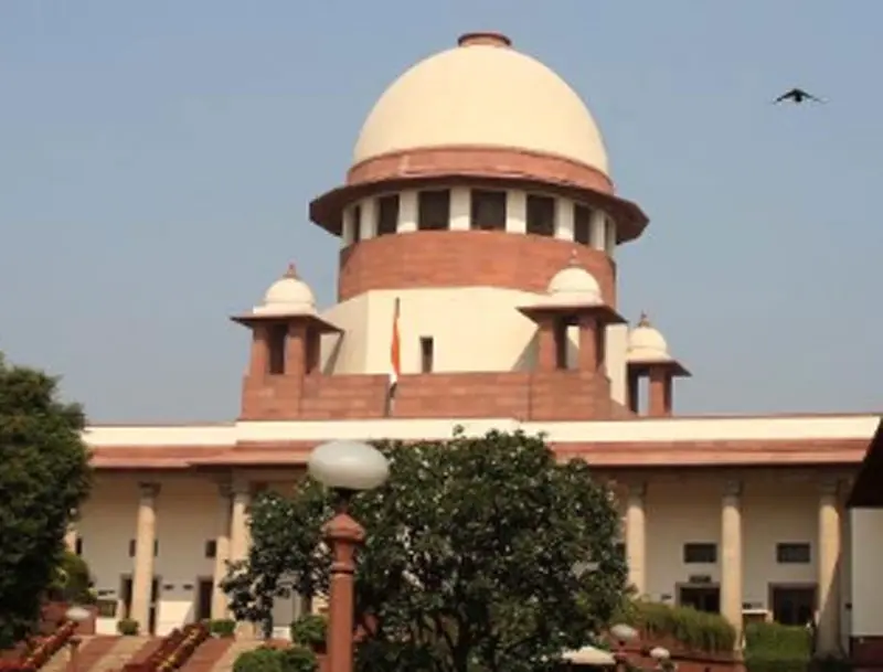 సీనియర్ న్యాయవాదులను ఆక్షేపించిన సుప్రీంకోర్టు