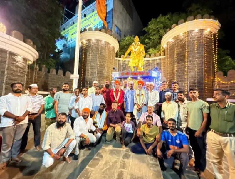 हिंदुत्ववादी वक्ते गौतम खट्टर यांचे शिवप्रतिष्ठानतर्फे स्वागत