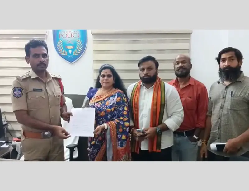 Complaint filed against actor Prakash Raj over remarks on Ramayana