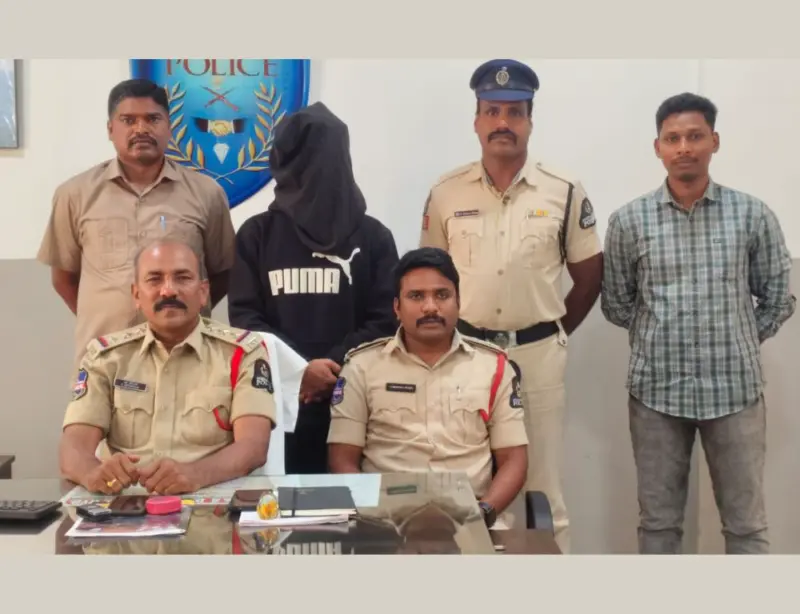 Real estate brokers held for mortgage fraud in Hyderabad