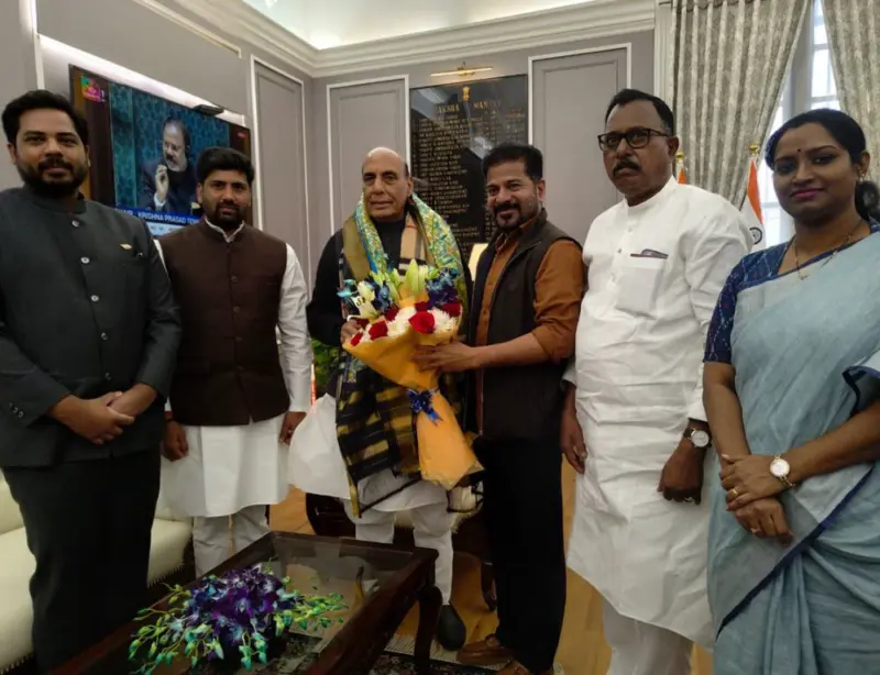 Revanth Reddy pushes Musi project, invites Rajnath for Hyderabad ceremony
