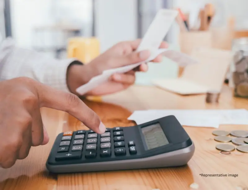 Chanda Nagar man duped of ₹10 lakh in fake investment banker scam