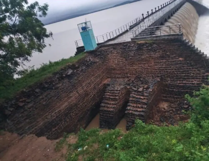 Hyderabad set to gain as Pocharam dam release bolsters Manjira levels