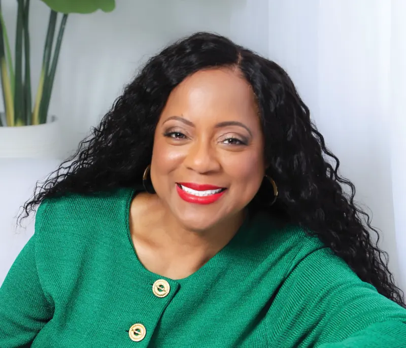 Is Your Body Language Sabotaging You? This Nonverbal Communication Expert's Method Has Helped Her Clients Generate $2 Billion in Sales.