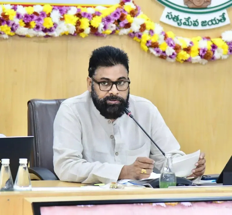 అమరావతి బిల్లుకు లోక్‌సభ ఆమోదం: పవన్ కళ్యాణ్ రియాక్షన్ ఇదే!