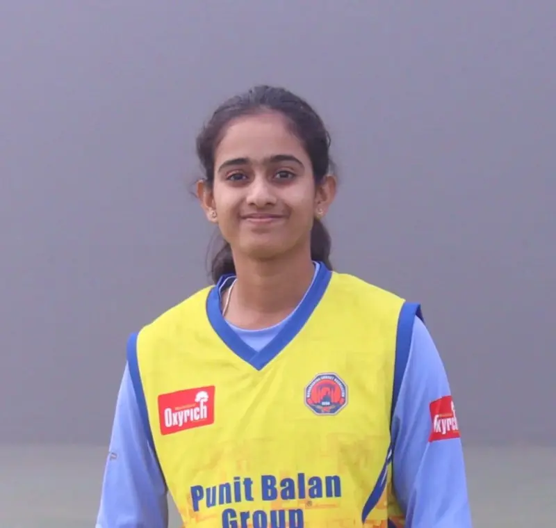 सोलापूरच्या रणरागिणींचा 'रिक्रिएशन'वर दिमाखदार विजय; भक्ती पवारची फिरकी व आर्याची फटकेबाजी