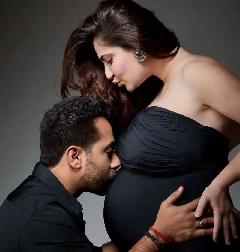 Actor Shivaleeka Oberoi, Abhishek Pathak Welcome Baby Girl