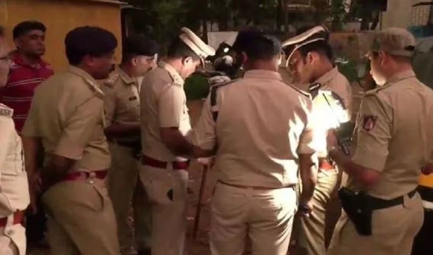 ಇಬ್ಬರು ಯುವಕರ ಮೇಲೆ ಸುಳ್ಳು ಡ್ರಗ್ಸ್ ಕೇಸ್: ಬೆಂಗಳೂರಿನ 4 ಪೊಲೀಸ್ ಅಧಿಕಾರಿಗಳ ಅಮಾನತು!
