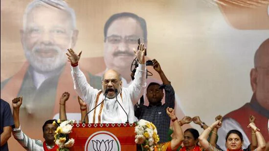 Gujarat polls: Shah steps up attack on Congress over internal security, vote bank politics People News Time