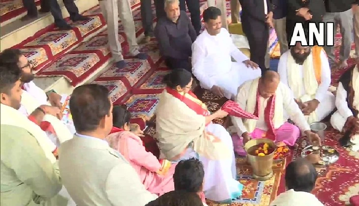 Rajasthan: CM Mamata Banerjee offers prayers at Brahma Temple in Pushkar People News Time