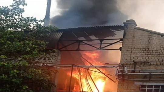 Massive fire erupts in private yarn mill in TN's Saminathapuram, firefighting ops underway People News Time