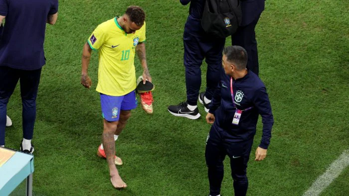 Neymar shows swollen ankle, plans to return to World Cup People News Time