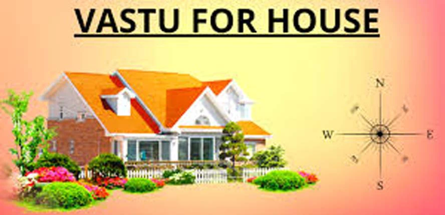 Vastu : ఈ మూడు ఇంట్లో ఉంటే దారిద్యమే?