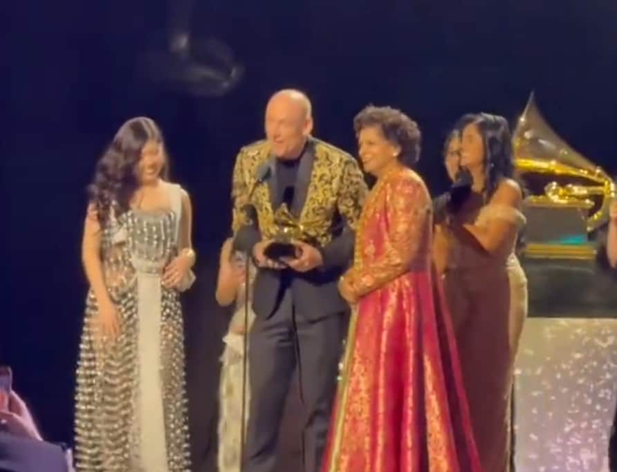 Grammy Awards 2025 भारतीय-अमेरिकी चंद्रिका टंडन ने रचा इतिहास, जीता ग्रैमी! देखें वीडियो “ > • ˌ Grammy Awards 2025 भारतीय-अमेरिकी चंद्रिका टंडन ने रचा इतिहास, जीता ग्रैमी! देखें वीडियो “ > • ˌ