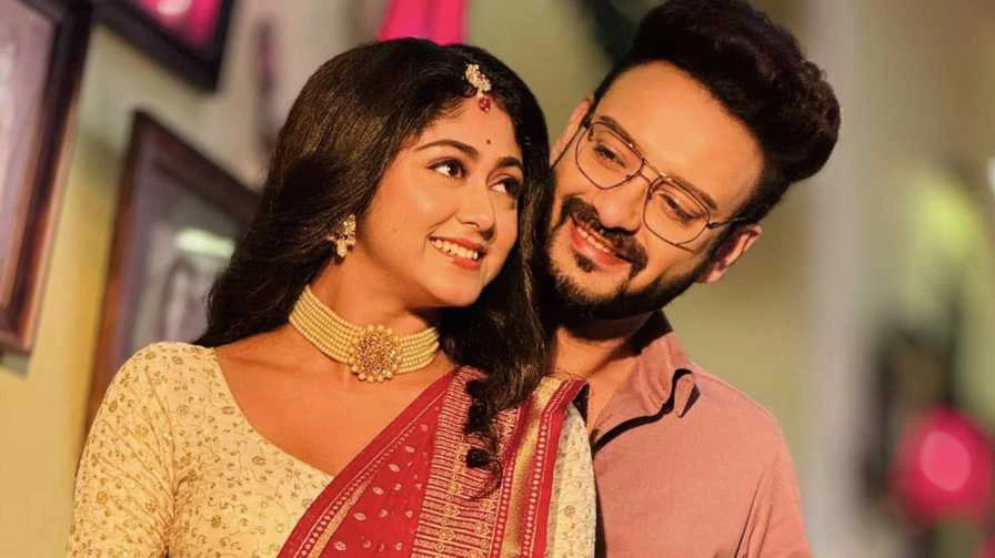 সাহেবকে ছাড়াই সিকিমে শুটিং সারলেন সুস্মিতা, নতুন সিরিজে বদলেছে অভিজ্ঞতার ঝুলিবডি