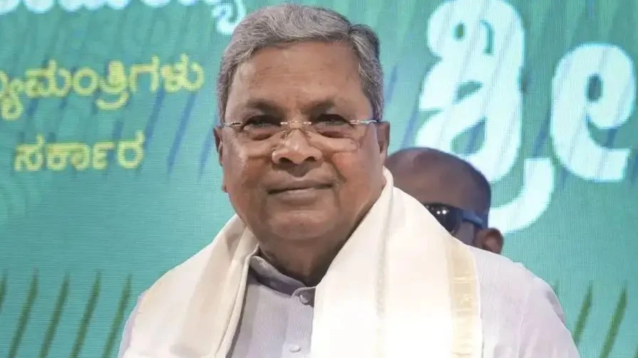 'सनातनियों की संगति से बचें, RSS से रहें सावधान', CM सिद्धारमैया ने इतना तीखा विरोध क्यों किया?