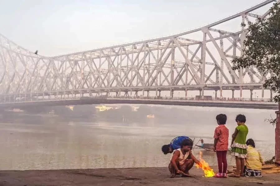 নিউজ ডেস্ক : বিদায় নিচ্ছে শীত এবার কি তবে প্যাচপ্যাচে গরমের শুরু