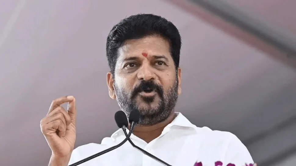 CM Revanth : అలాంటి వారిని పార్టీ నుంచి పంపిస్తే పార్టీకే నష్టం - రేవంత్
