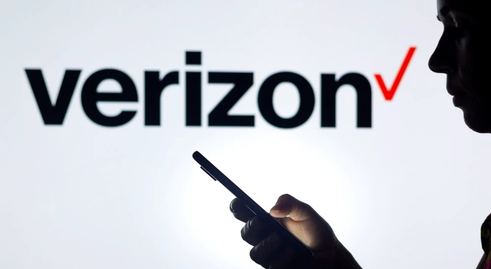 Verizon Bundles Netflix, Max With Ads for $10 per Month